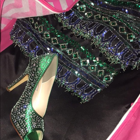Sherri Hill Other - Meet your Posher, Savana